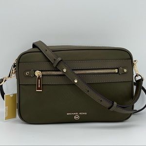 ‼️FINAL PRICE Michael Kors Jet Set Charm Large East West Crossbody olive green